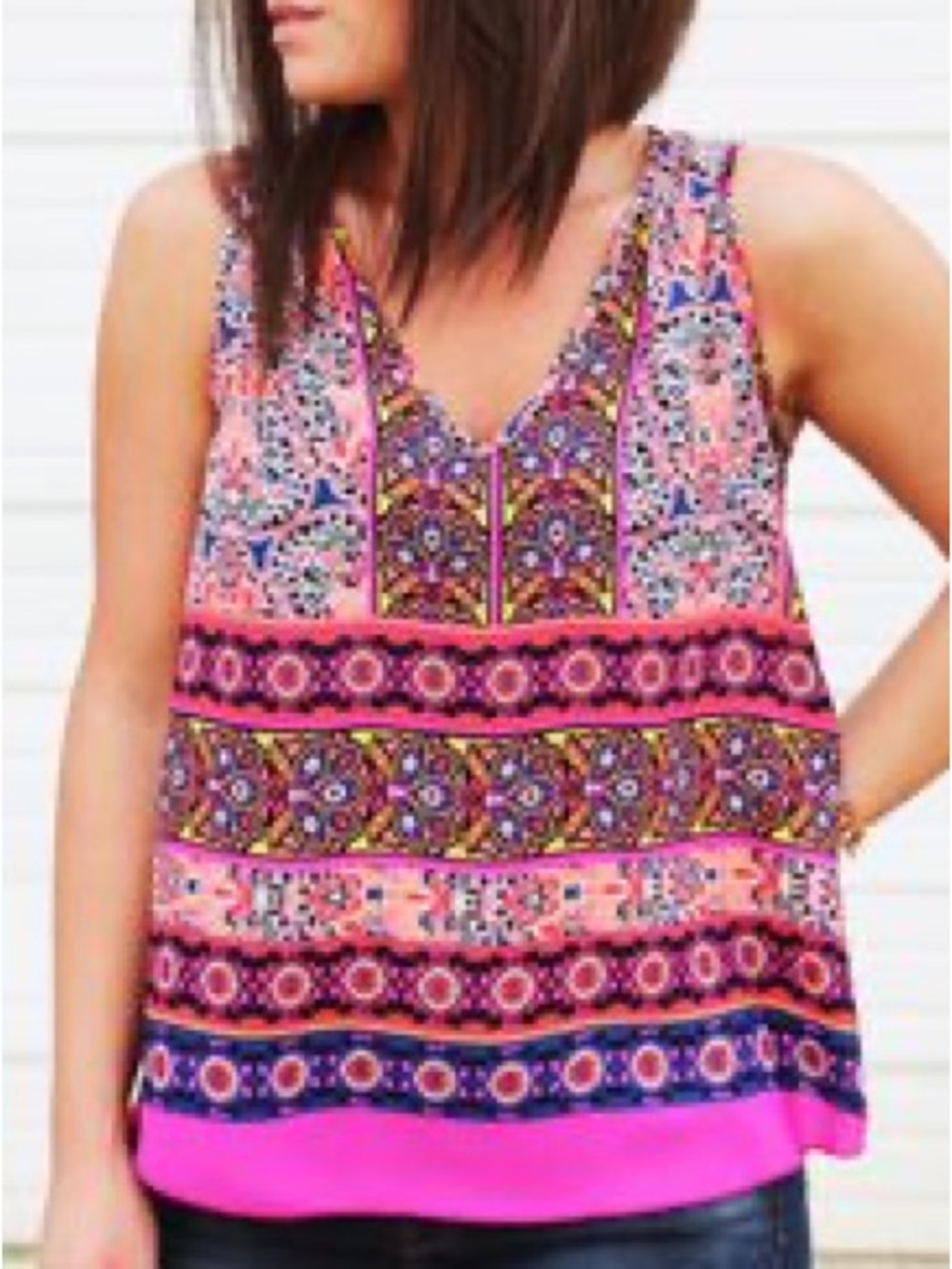 Renee C. Pink Patterned V-Neck Sleeveless High Low Colorful Top M | NWOT